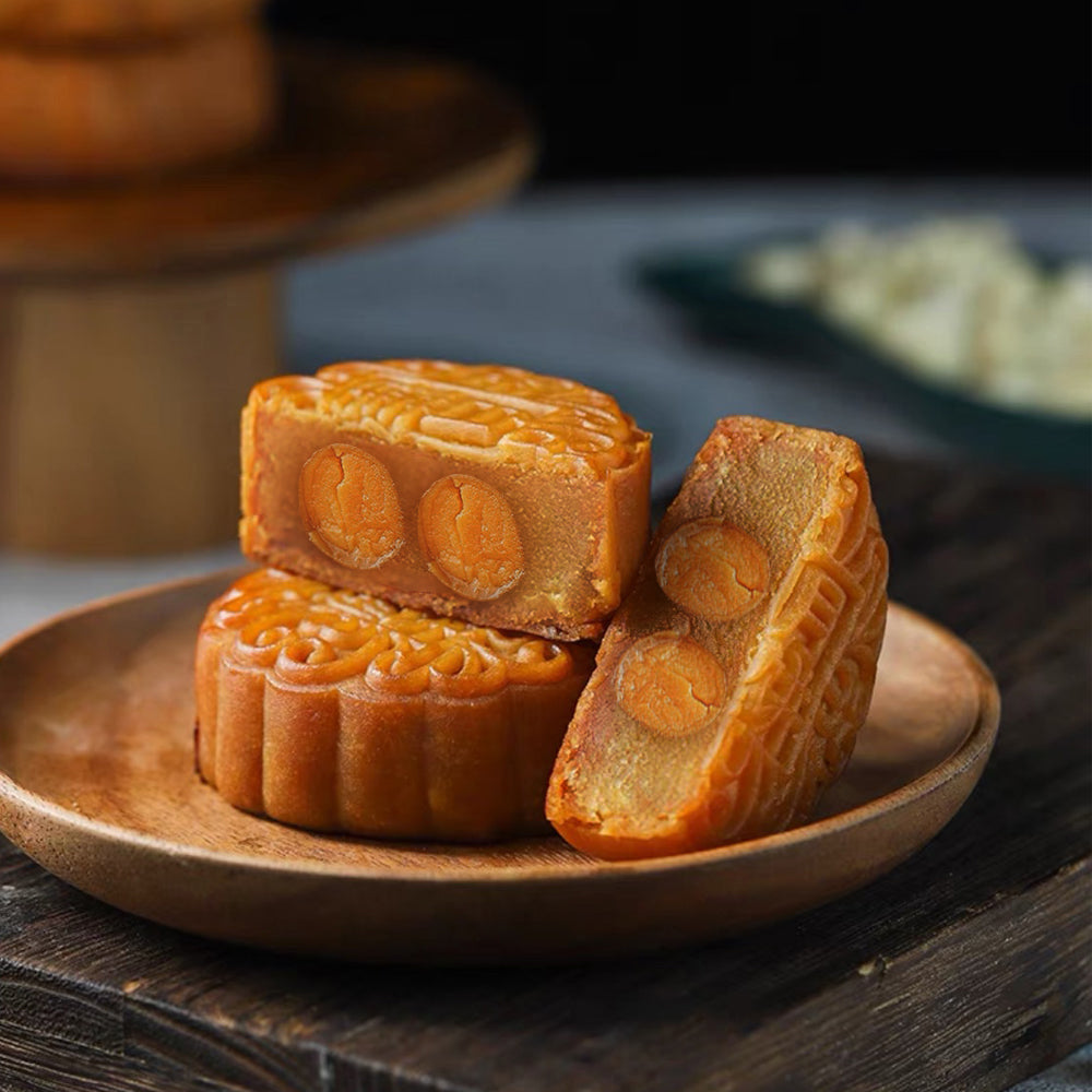 Traditional Lotus with Egg Yolk Mooncake