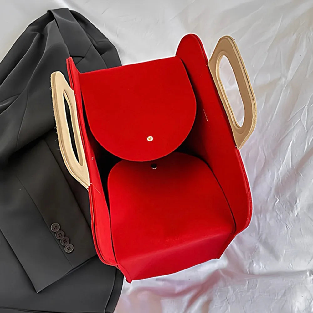 Lunar Felt Carry